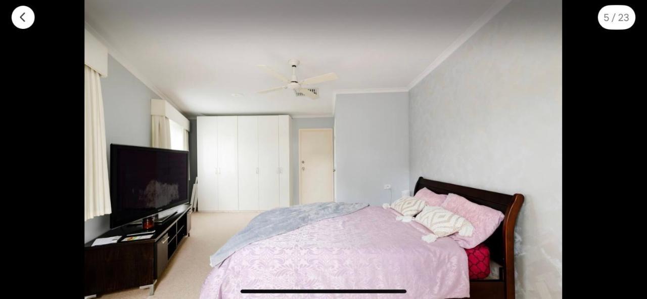 Guest Ensuite 7 Minutes From Airport 墨尔本 外观 照片
